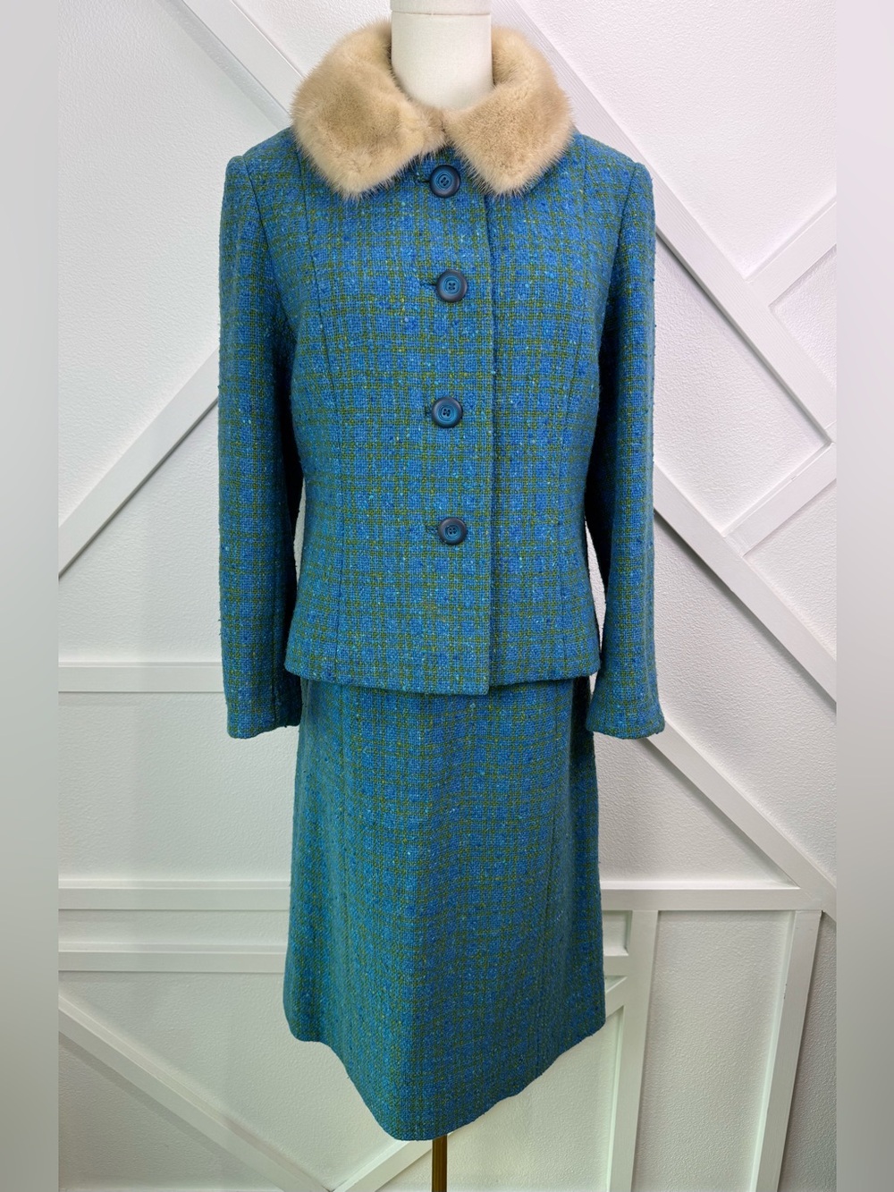 Vintage McNutt Donegal Tweed Skirt Suit Fur Collar Blue Teal Plaid Ireland Med